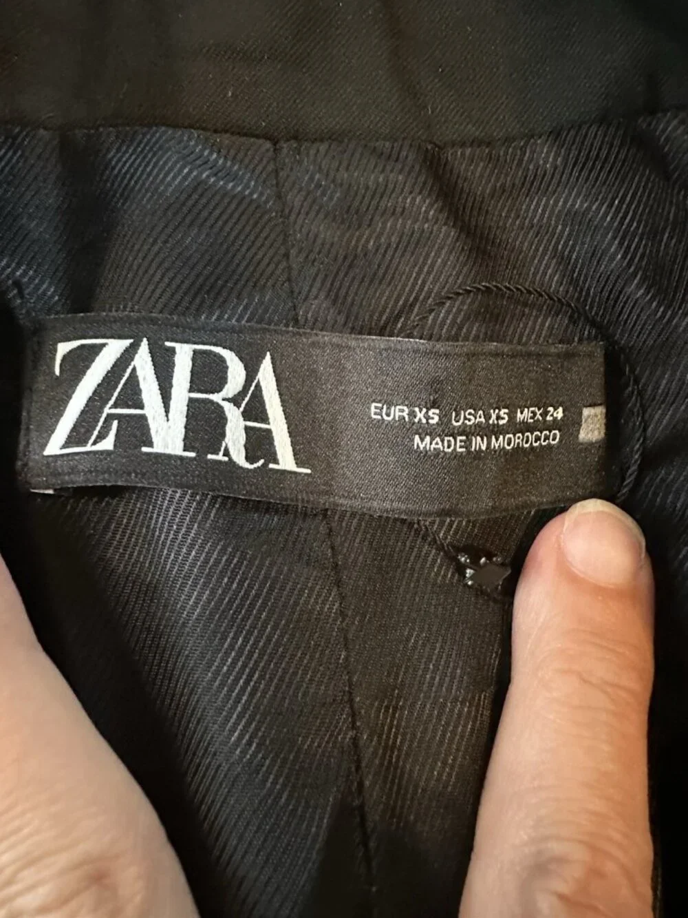 Zara Womens Black One Button Blazer XS Tailored Jacket Minimalist Office Career